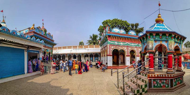 क्षीर चोरा गोपीनाथ मंदिर