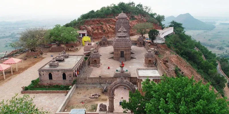 तारातारिणी मंदिर
